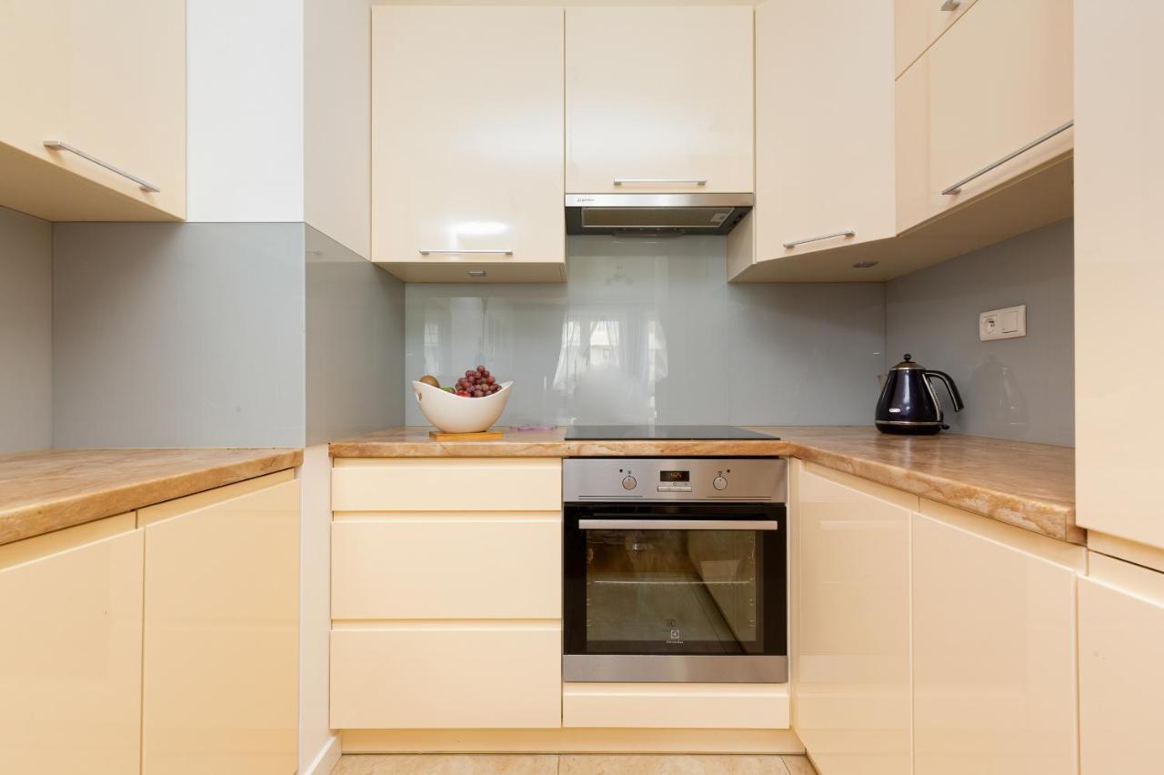 Apartment Atrium Ursus By Renters Warsaw